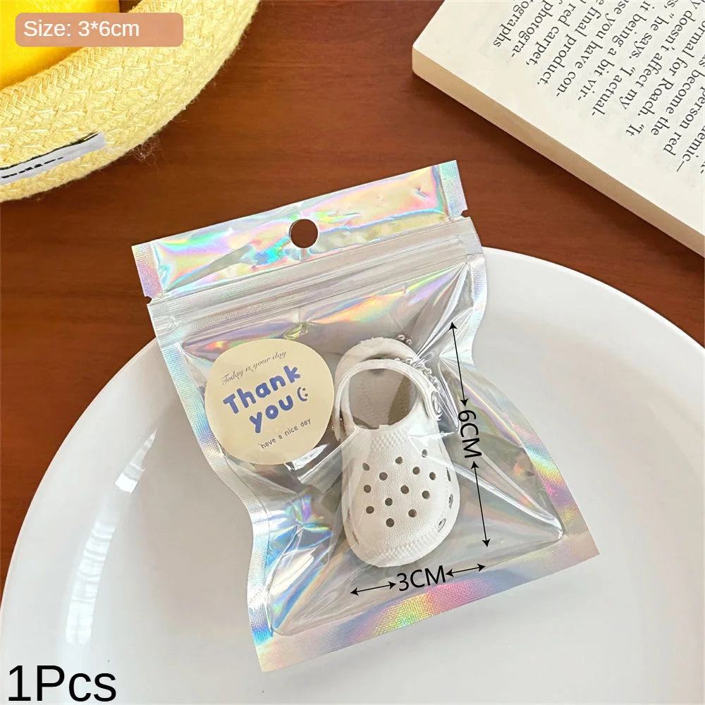 Creative Simulation Mini Slippers Pendant Cute Hole Shoes Keychain Pendant For Couples Versatile Small Accessories Pendant ﻿
